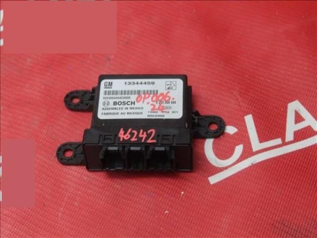 bontott OPEL ASTRA J Tolatóradar Elektronika