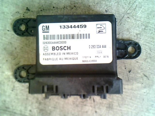 bontott OPEL ASTRA J Tolatóradar Elektronika