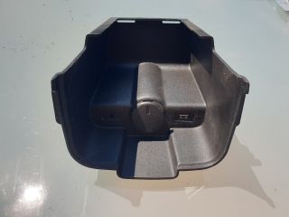 bontott OPEL ASTRA J USB Aljzat