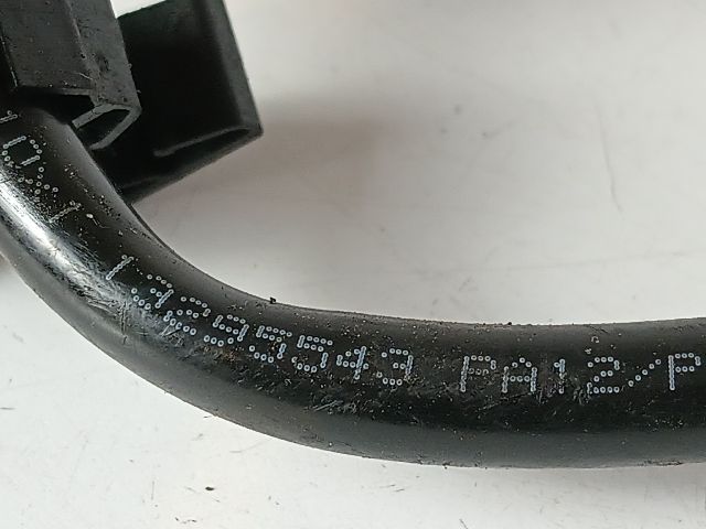 bontott OPEL ASTRA J Üzemanyagcső