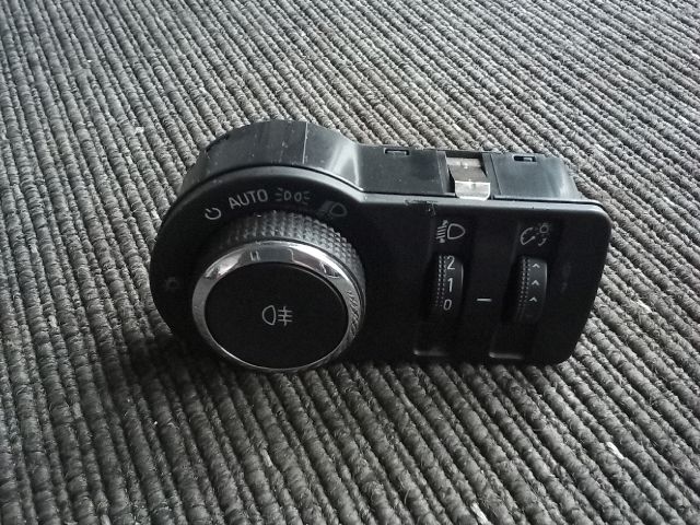 bontott OPEL ASTRA J Világítás Kapcsoló