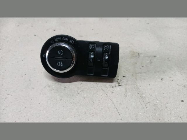 bontott OPEL ASTRA J Világítás Kapcsoló