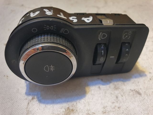 bontott OPEL ASTRA J Világítás Kapcsoló