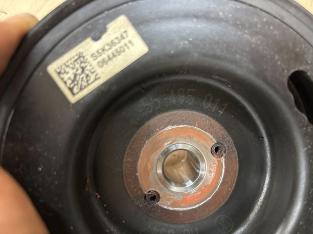 bontott OPEL ASTRA K Főtengely Szíjtárcsa