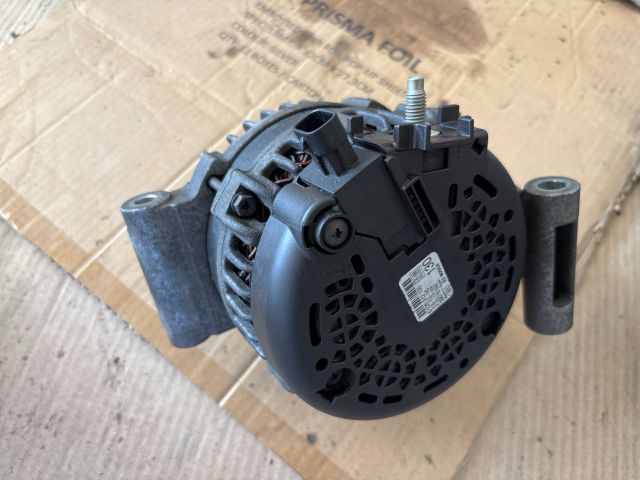 bontott OPEL ASTRA K Generátor