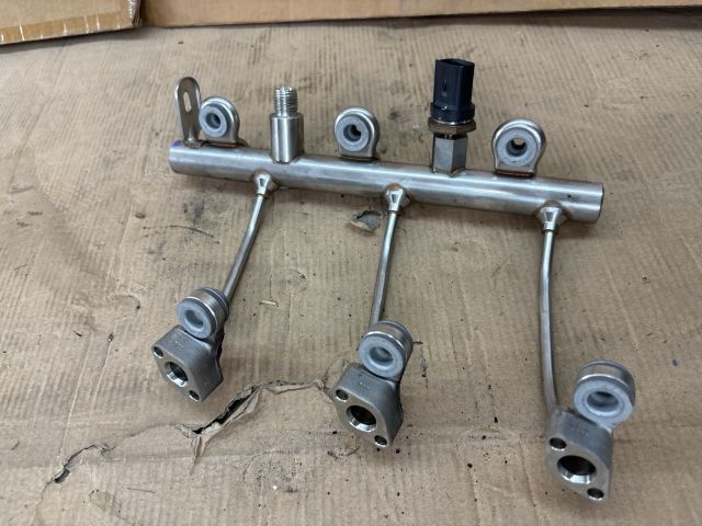 bontott OPEL ASTRA K Közösnyomócső