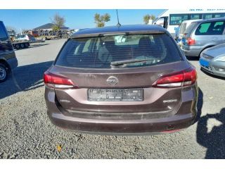 bontott OPEL ASTRA K Motor (Fűzött blokk hengerfejjel)