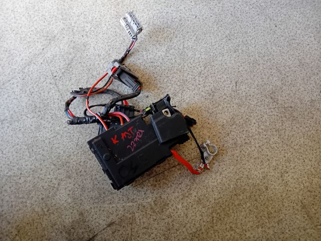 bontott OPEL ASTRA K Biztosítéktábla Motortér