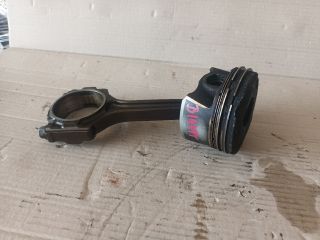 bontott OPEL ASTRA K Dugattyú és Hajtókar