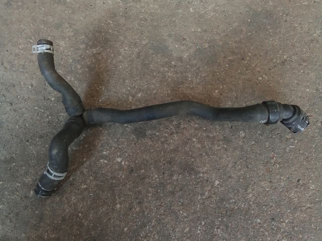 bontott OPEL ASTRA K Fűtőradiátor Vízcső Alsó