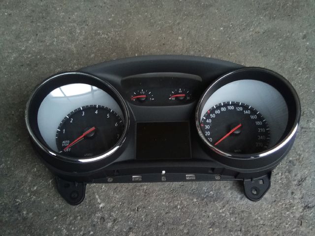 bontott OPEL ASTRA K Kilométeróra