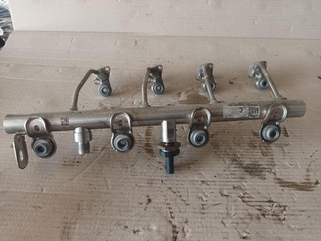 bontott OPEL ASTRA K Közösnyomócső