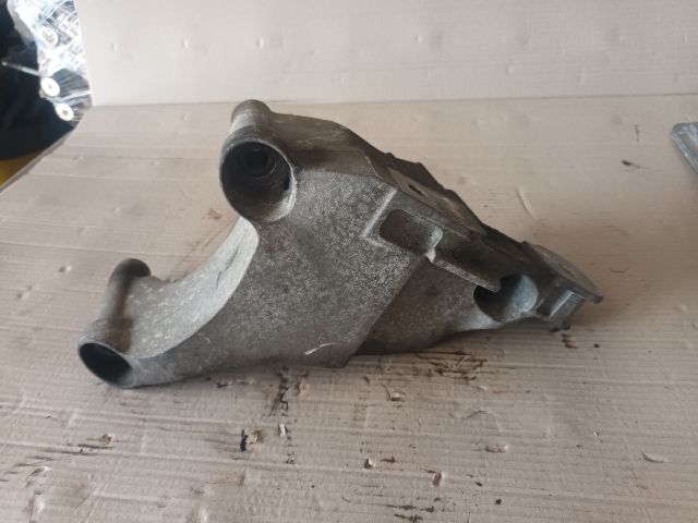 bontott OPEL ASTRA K Motor Tartó Bak (Fém)