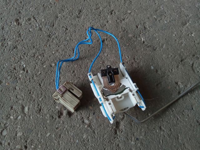 bontott OPEL ASTRA K Üzemanyagszint Jeladó