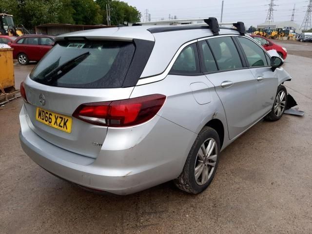 bontott OPEL ASTRA K Adagoló