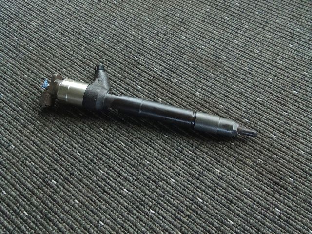 bontott OPEL ASTRA K Porlasztó (1 db)