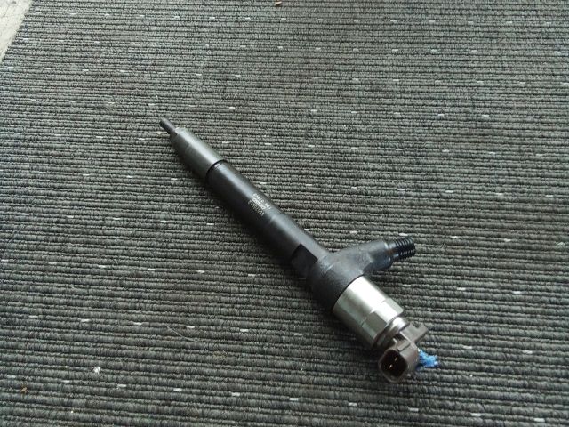 bontott OPEL ASTRA K Porlasztó (1 db)