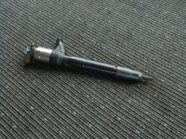 bontott OPEL ASTRA K Porlasztó (1 db)