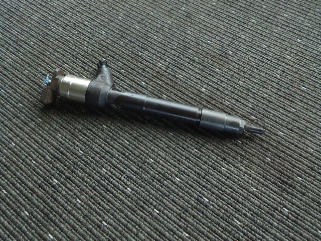 bontott OPEL ASTRA K Porlasztó (1 db)