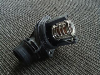 bontott OPEL ASTRA K Termosztátház