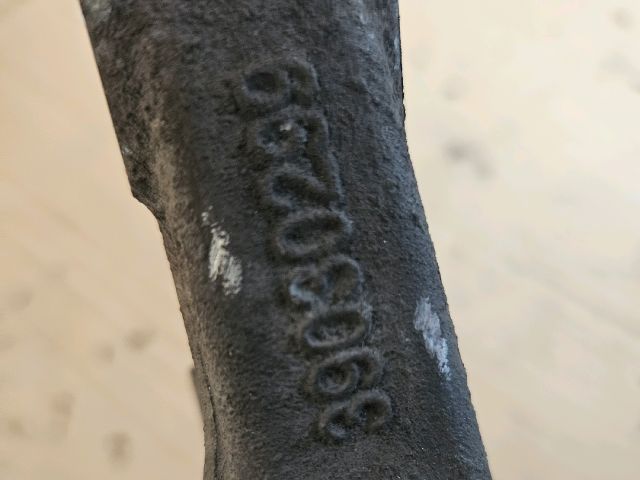 bontott OPEL ASTRA K Bal első Csonkállvány Kerékaggyal