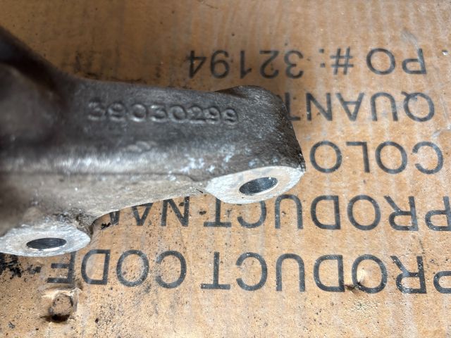 bontott OPEL ASTRA K Bal első Csonkállvány Kerékaggyal