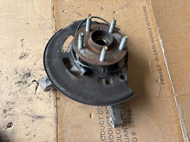 bontott OPEL ASTRA K Bal első Csonkállvány Kerékaggyal