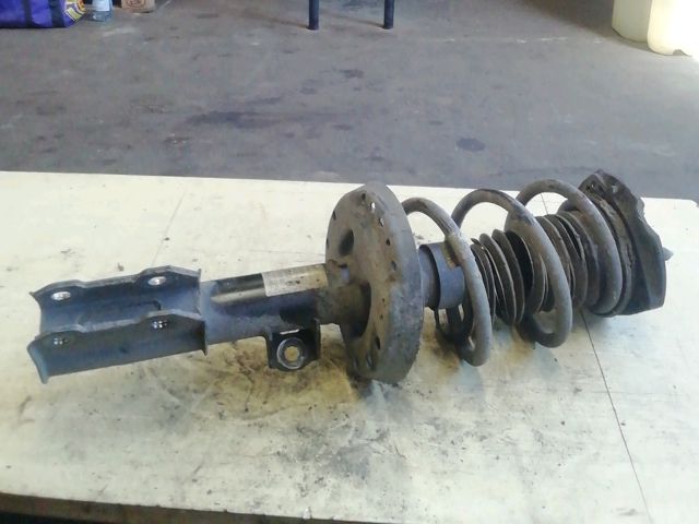 bontott OPEL ASTRA K Bal első Gólyaláb (Lengécsillapító, Rugó)