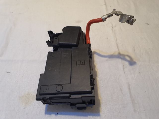 bontott OPEL ASTRA K Biztosítéktábla Motortér