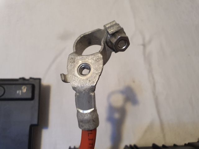 bontott OPEL ASTRA K Biztosítéktábla Motortér