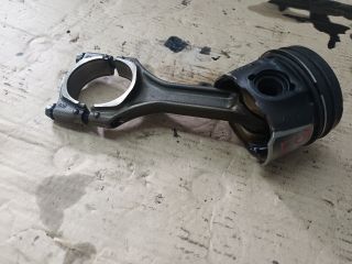 bontott OPEL ASTRA K Dugattyú és Hajtókar