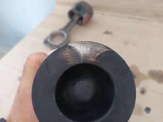 bontott OPEL ASTRA K Dugattyú és Hajtókar