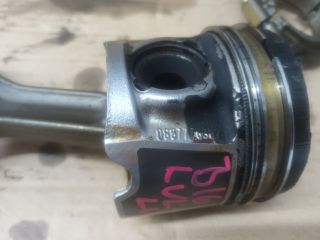 bontott OPEL ASTRA K Dugattyú és Hajtókar