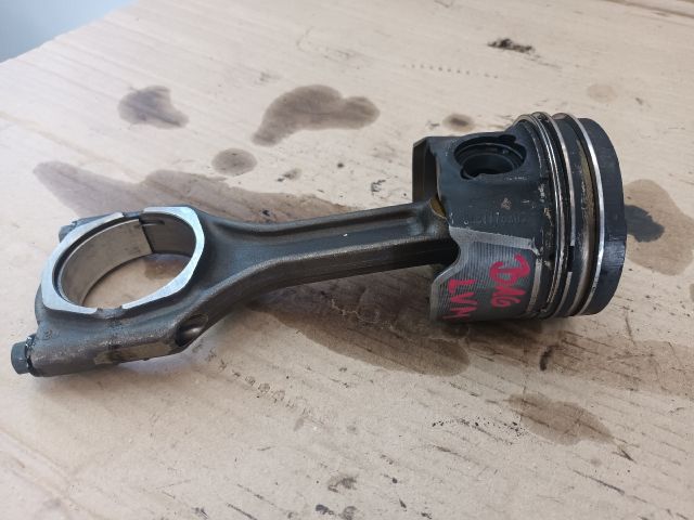 bontott OPEL ASTRA K Dugattyú és Hajtókar