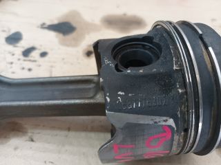 bontott OPEL ASTRA K Dugattyú és Hajtókar