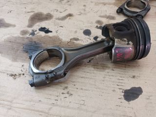 bontott OPEL ASTRA K Dugattyú és Hajtókar