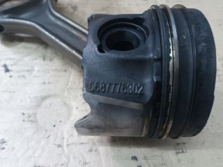 bontott OPEL ASTRA K Dugattyú és Hajtókar