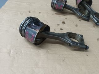 bontott OPEL ASTRA K Dugattyú és Hajtókar