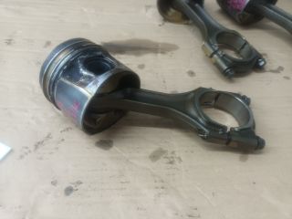 bontott OPEL ASTRA K Dugattyú és Hajtókar