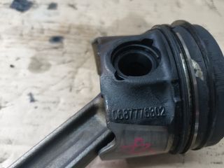 bontott OPEL ASTRA K Dugattyú és Hajtókar