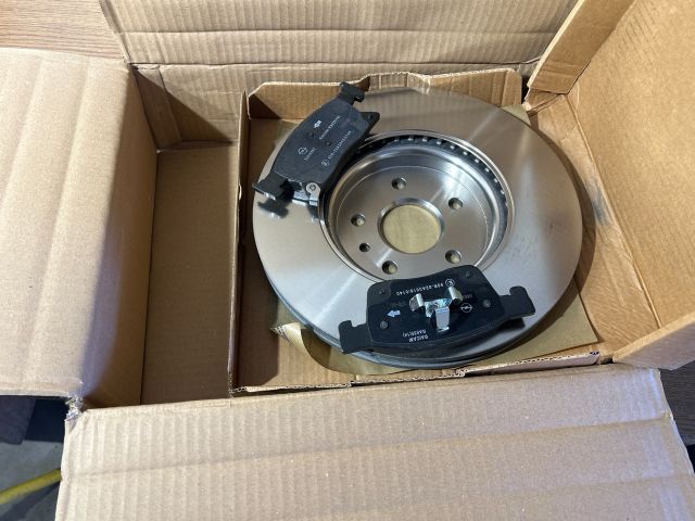 bontott OPEL ASTRA K Első Pár Féktárcsa