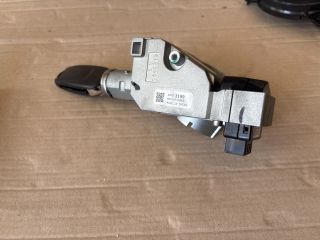 bontott OPEL ASTRA K Gyújtáskapcsoló Házzal