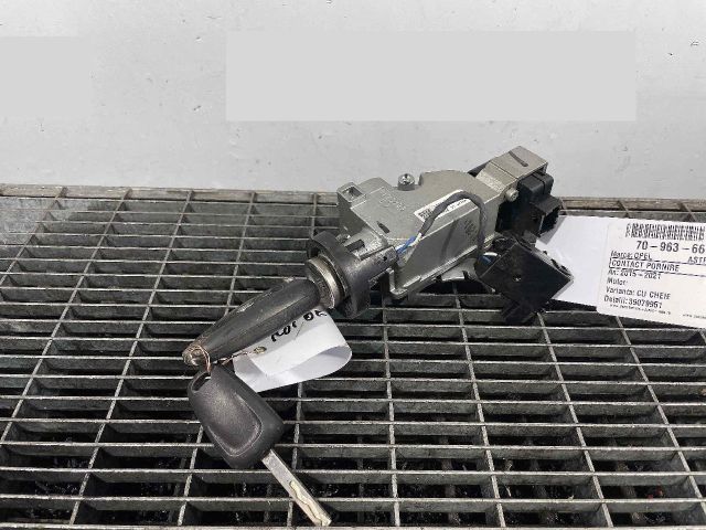 bontott OPEL ASTRA K Gyújtáskapcsoló