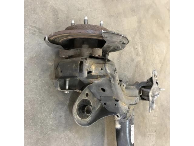 bontott OPEL ASTRA K Hátsó Bölcső