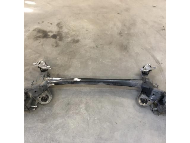 bontott OPEL ASTRA K Hátsó Bölcső