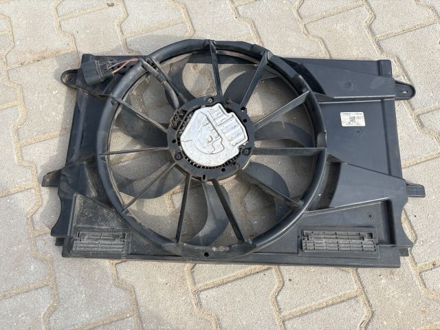 bontott OPEL ASTRA K Hűtőventilátor