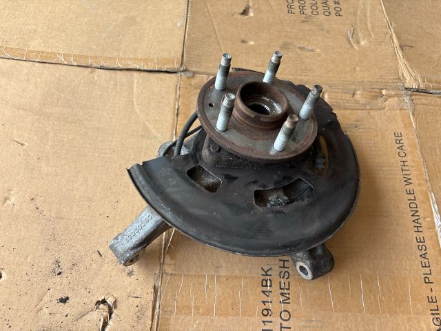 bontott OPEL ASTRA K Jobb első Csonkállvány Kerékaggyal