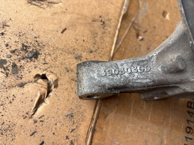 bontott OPEL ASTRA K Jobb első Csonkállvány Kerékaggyal