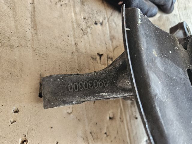 bontott OPEL ASTRA K Jobb első Csonkállvány Kerékaggyal