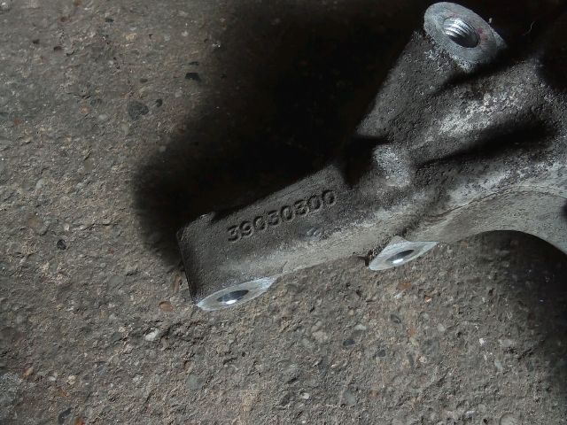 bontott OPEL ASTRA K Jobb első Csonkállvány